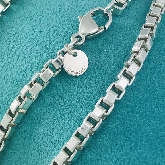 24" Tiffany & Co Venetian Box Link Necklace in Sterling Silver Large Men… - Picture 4 of 5